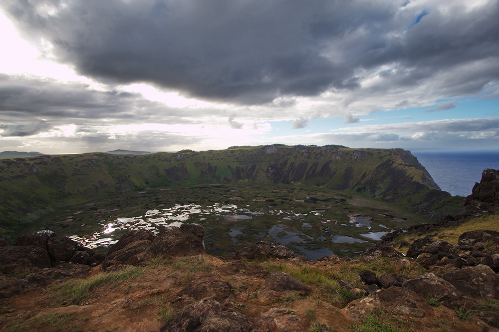 Кальдера вулкана Рано-Као (Rano Kau)